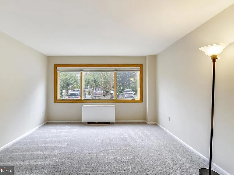 4720 Chevy Chase Dr #1 — Photo 15
