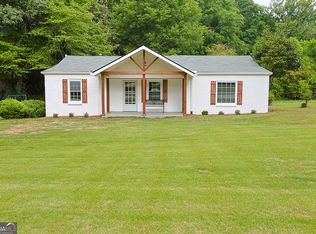 892 Athens St, Jefferson, GA 30549