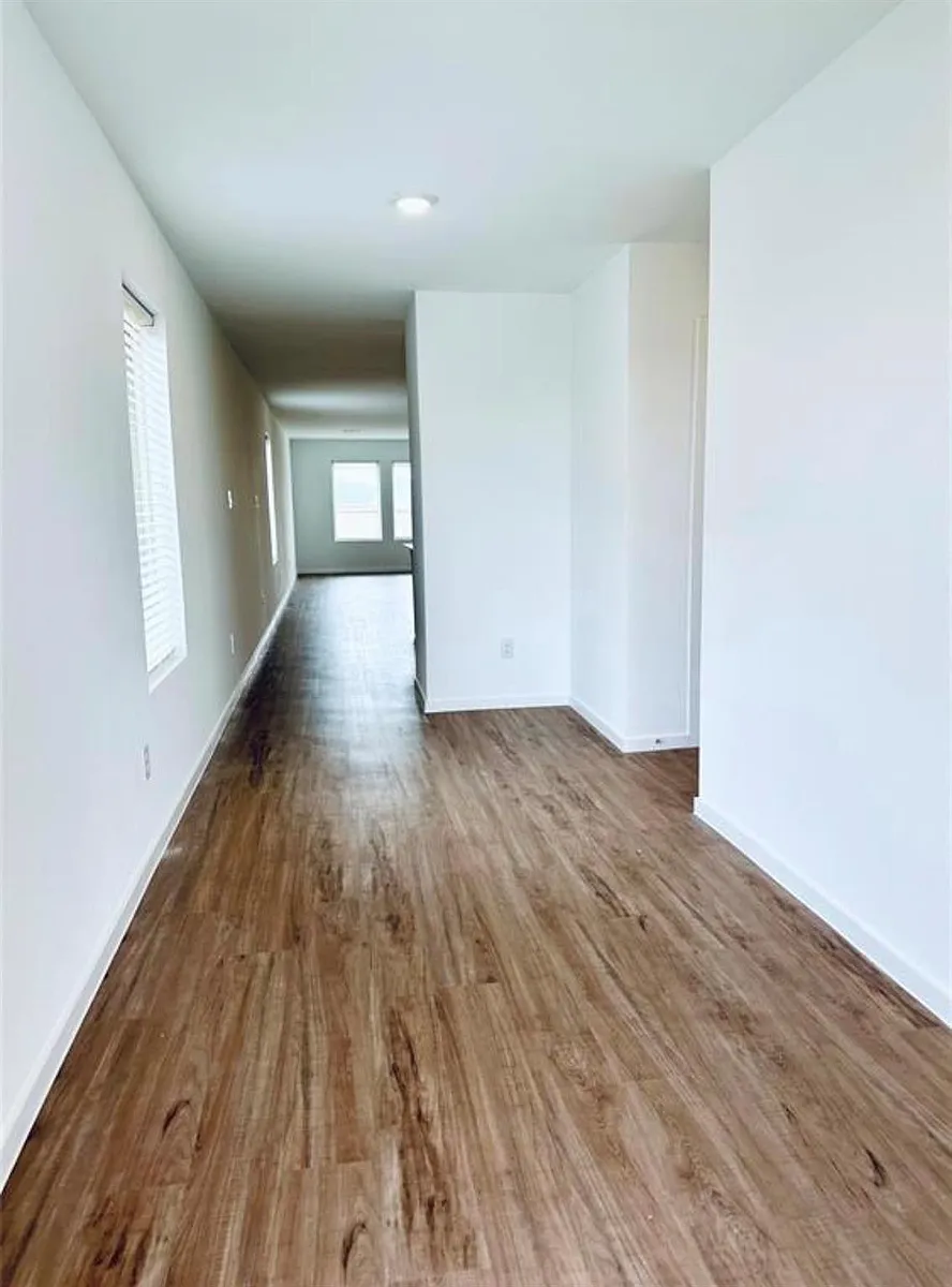 Building Photo - 1534 Gentle Wind Ct