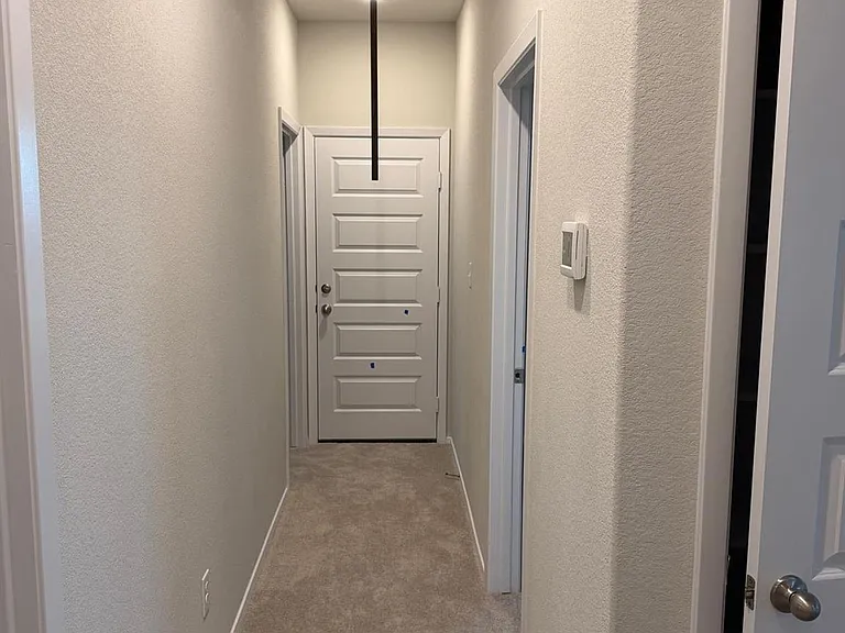 2615 Deren Ln — Photo 11