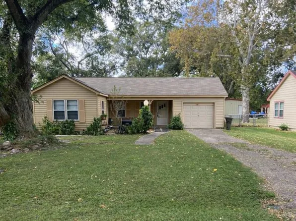 1706 Katy Ave, Bay City, TX 77414
