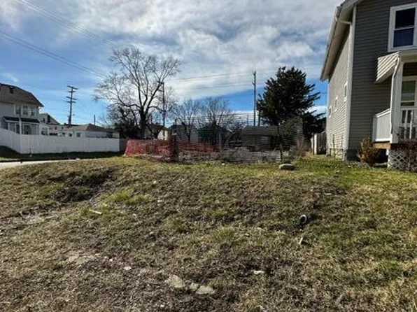 981 Gilbert St, Columbus, OH 43206