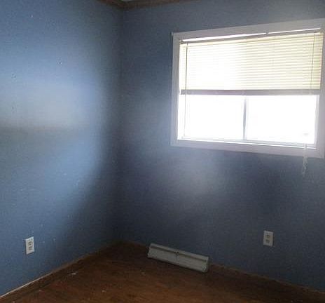 5th image of 3351 Evanston Ave