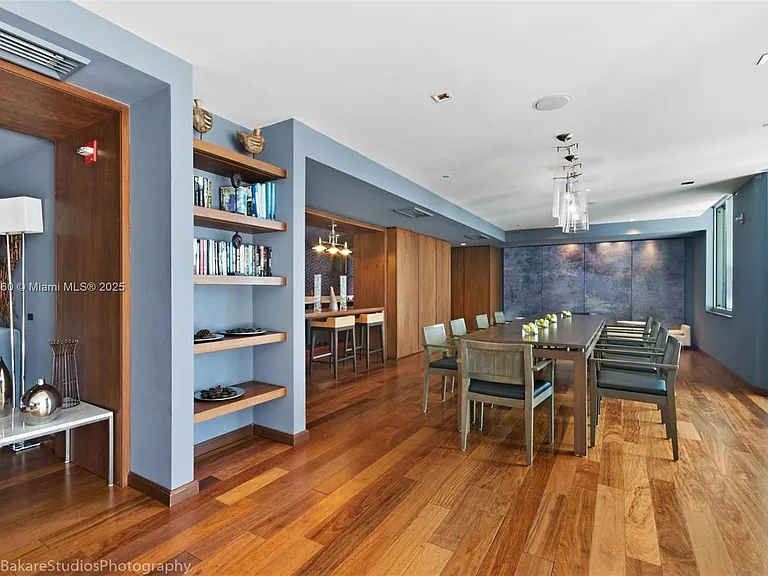 325 Biscayne Blvd #1422 — Photo 41