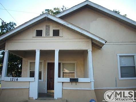 2nd image of 1214 Willow