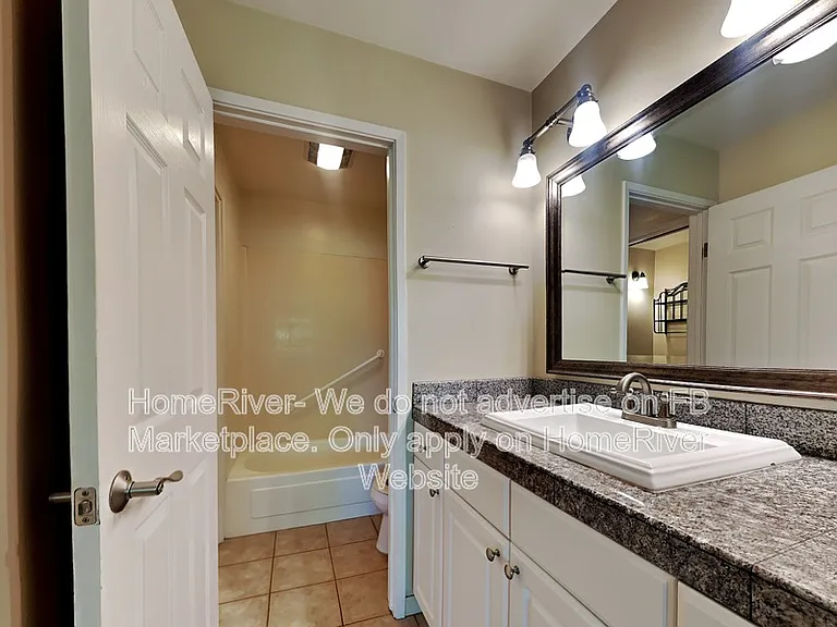 2270 Woodside Ln #6 — Photo 13