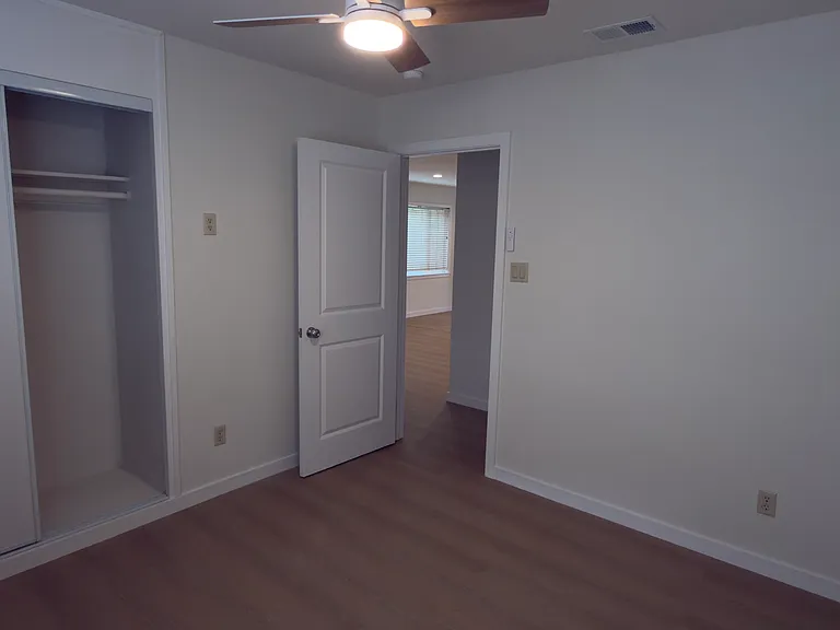 108 Andrew Ave — Photo 6