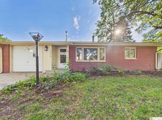 1850 E Bermuda Dr, Lincoln, NE 68506