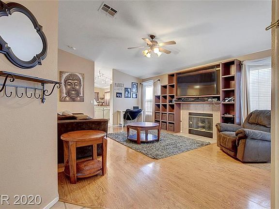 5th image of 7945 Cherry Valley Cir