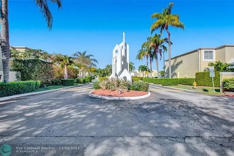 2 bed, 2.5 bath, 1000 sqft, $2,800 — Photo 1