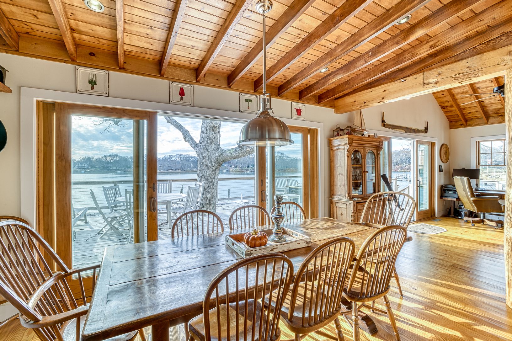  Formal Dining With View