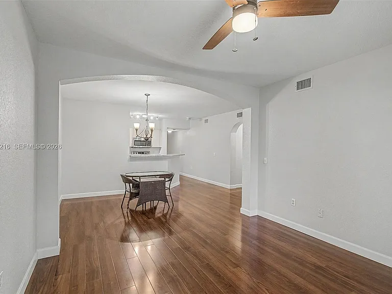 1003 Belmont Ln #1003 — Photo 12