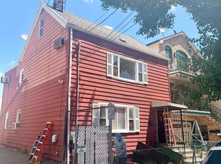 92 Laidlaw Ave Floor 2, Jersey City, NJ 07306