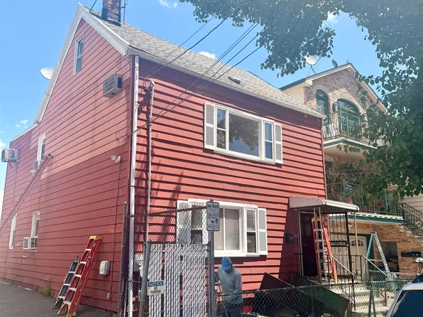 92 Laidlaw Avenue image 1 of 15