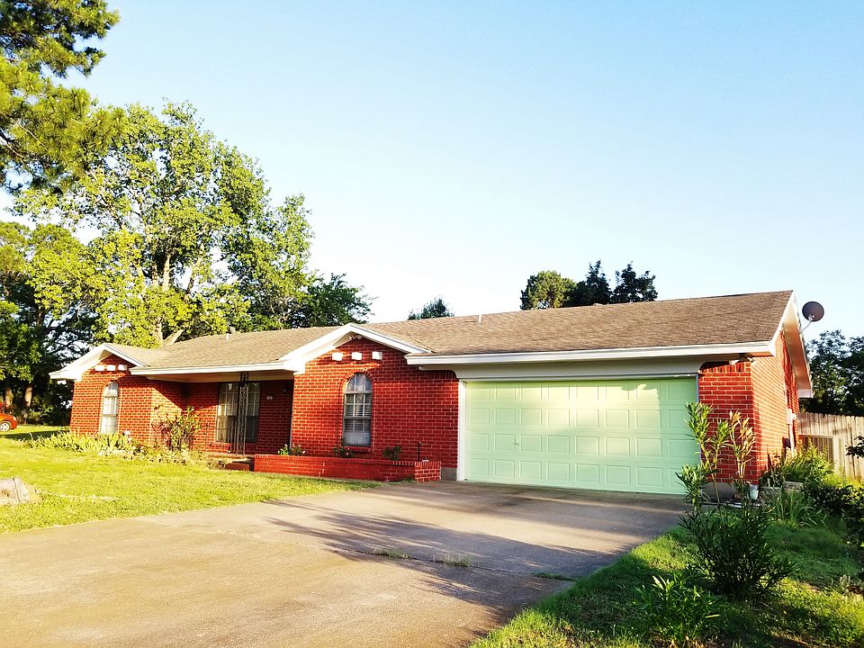 1st image of 1005 Greenbriar Ave