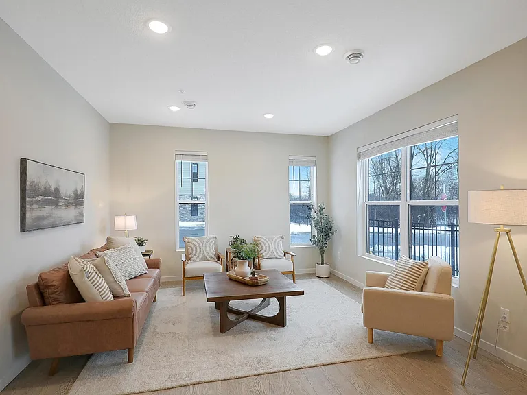 Ironwood Townhomes — Photo 3