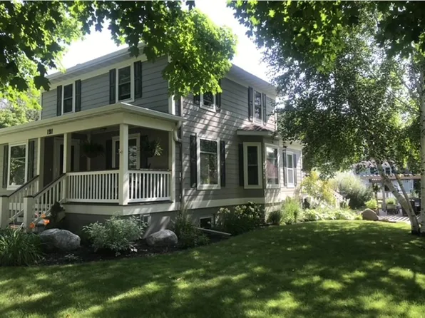 121 6th Ave SE, Elbow Lake, MN 56531