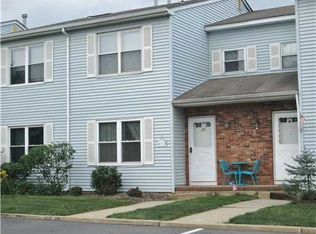 22 Brookview Cir, Jamesburg, NJ 08831