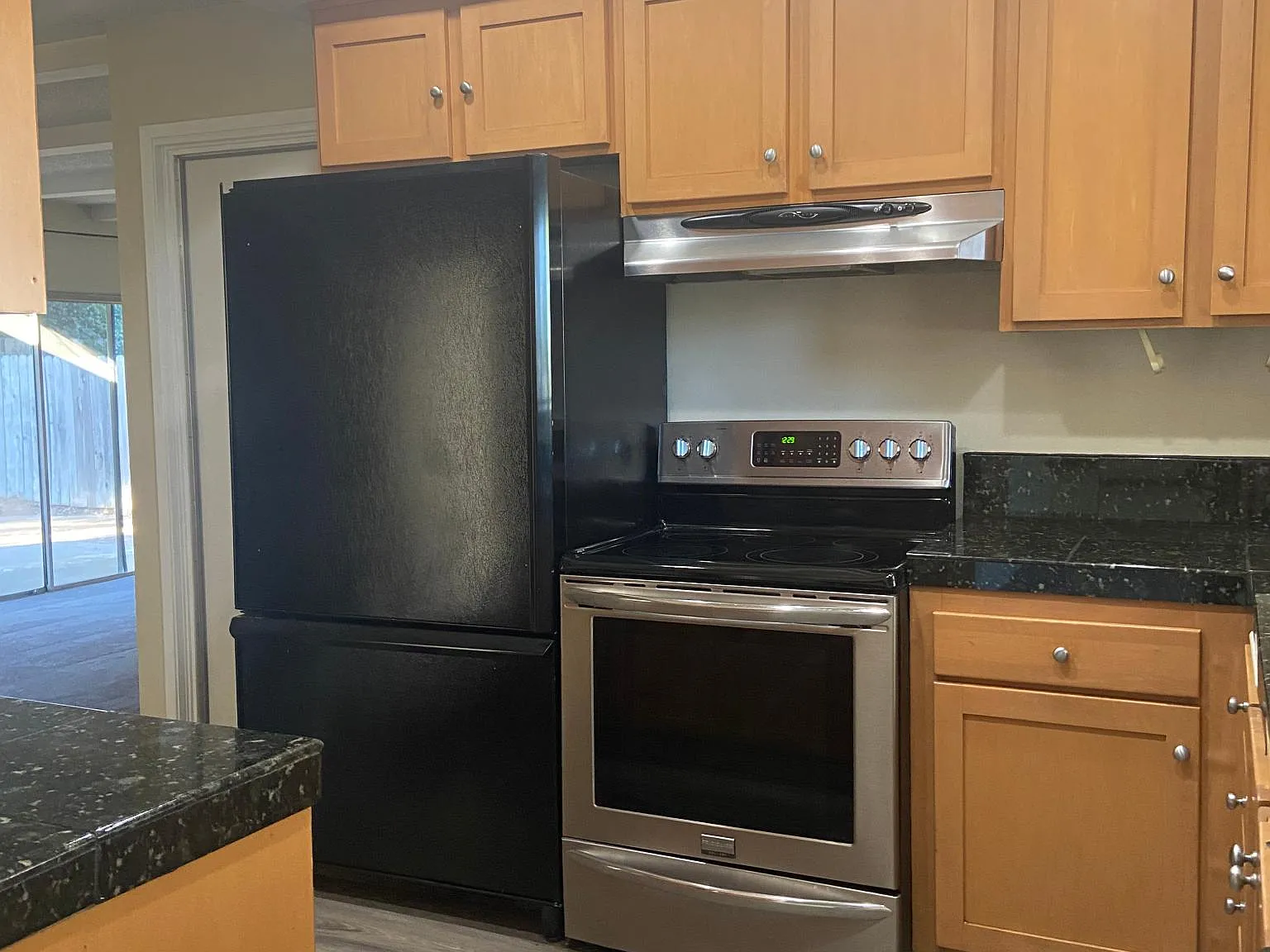 8547 La Riviera Drive — Photo 3