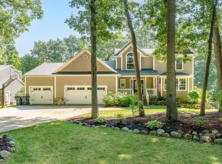 3547 Hathaway Rd, Kalamazoo, MI 49009