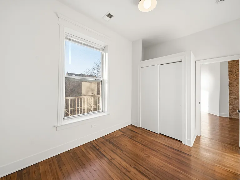 4023 N Greenview Ave #2F — Photo 14