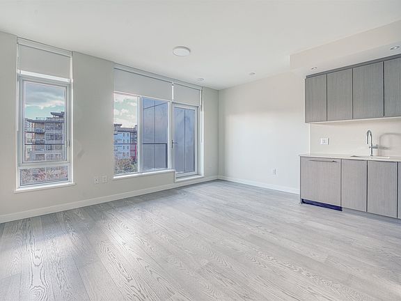 5th image of 6138 Birney Ave #401