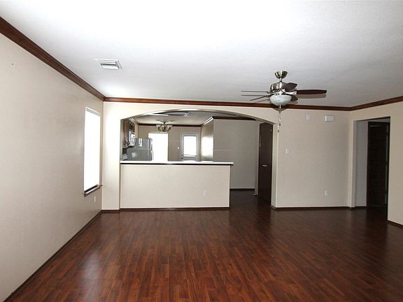 4th image of 2119 Cold River Dr
