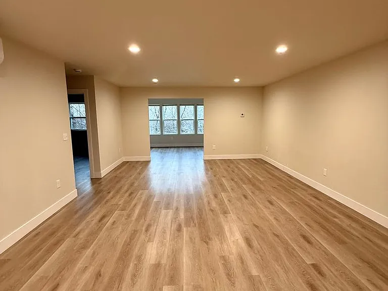 6535 Anderton Ave — Photo 4