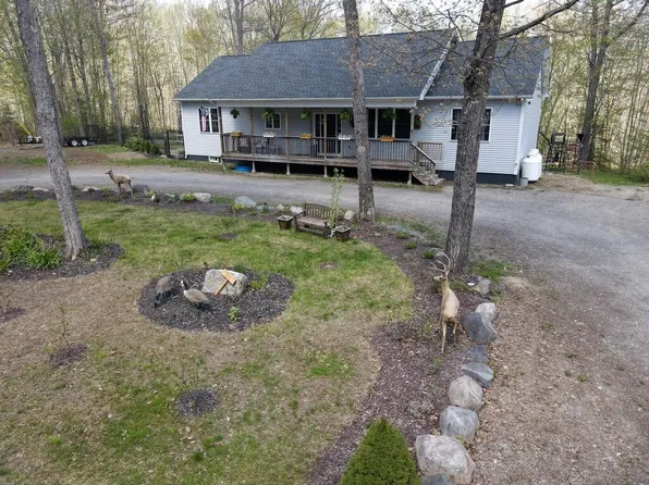 53 Oak Point Lane, Greenbush, ME 04418