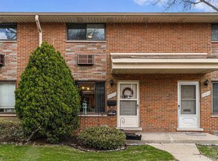 29078 Tessmer Ct, Madison Heights, MI 48071