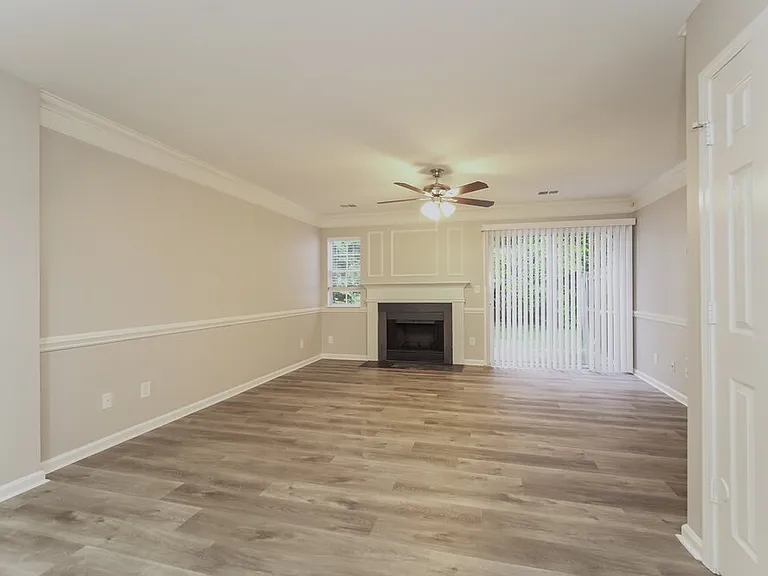 3204 Summercroft Ln — Photo 5
