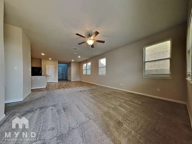 116 Canis St — Photo 7