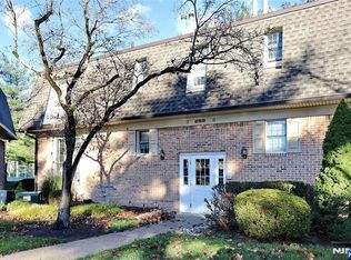 259 Collignon Way APT 3A, River Vale, NJ 07675