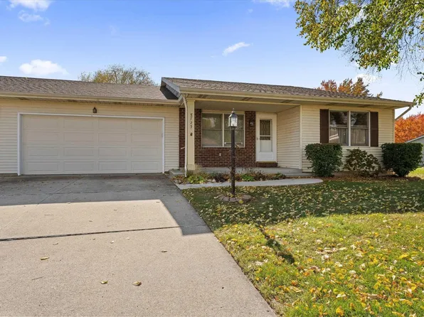 5725 Aberdeen Ct, South Bend, IN 46614