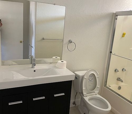 3rd image of 160 Saint Marks Ct