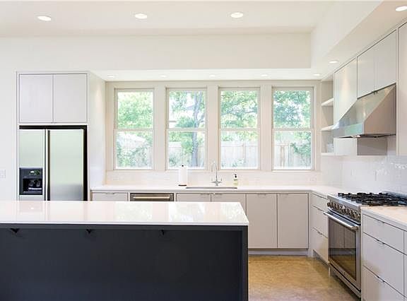 5th image of 2414 San Juan Dr