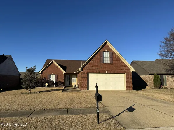 2414 Pappy Ln, Horn Lake, MS 38637