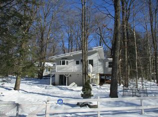 703 Highway 447, Canadensis, PA 18325