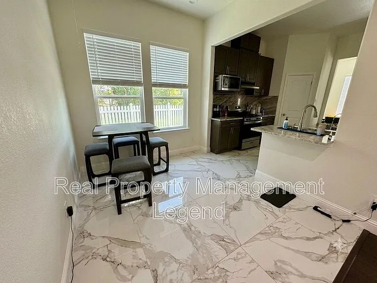 201 N West A Allen Blvd — Photo 4