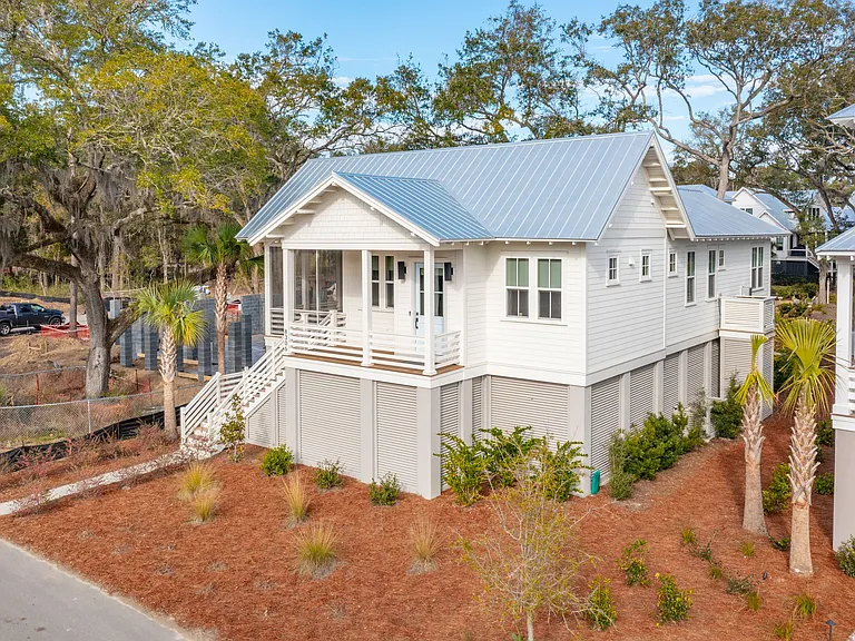 8308 Jack Island Dr — Photo 34