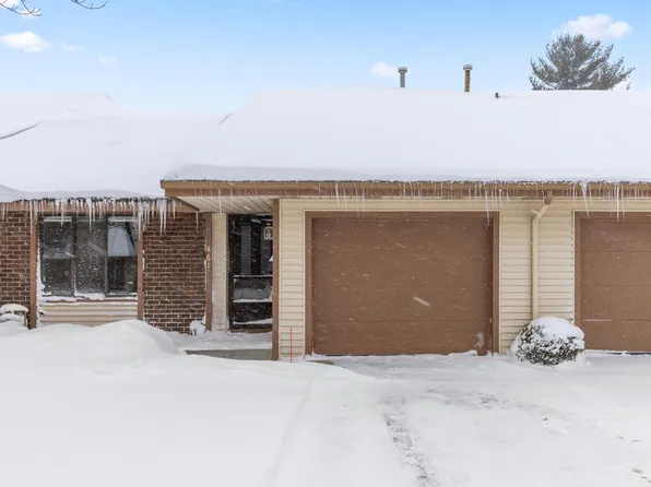 461 Cherry Ln, Holland, MI 49424