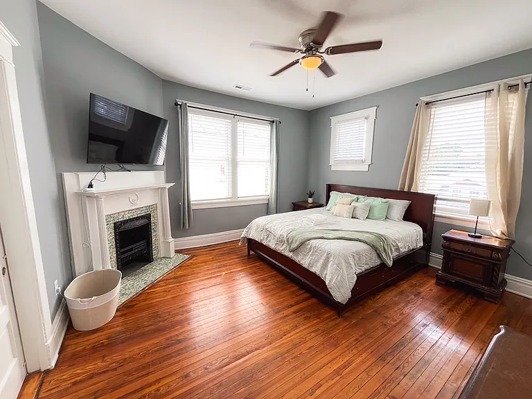 127 N Jefferson St — Photo 30