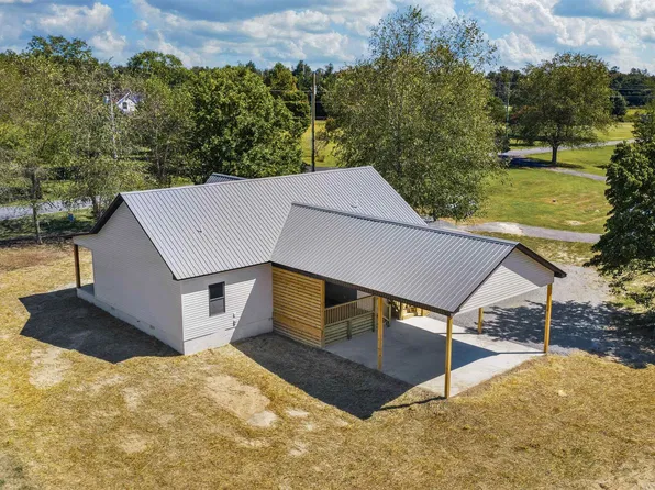 111 County Road 678, Fort Payne, AL 35968