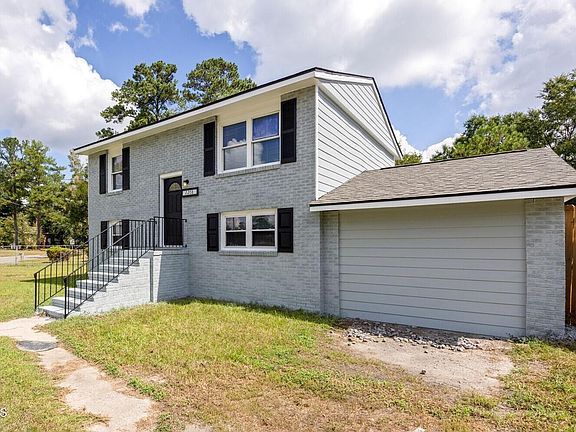 3rd image of 2208 Bungalow Road