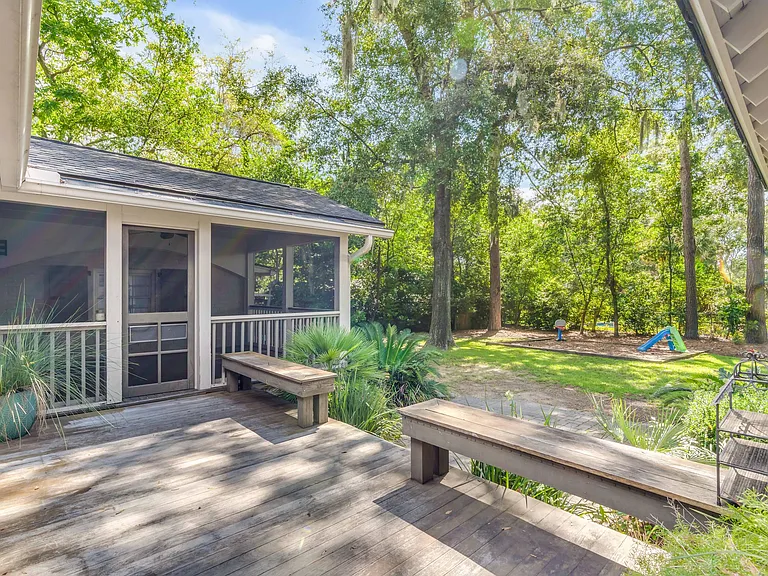 618 Pelzer Dr — Photo 27