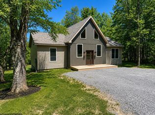 371 Goldfinch Ln, Terra Alta, WV 26764