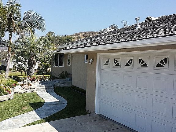 5th image of 1220 N Bel Aire Dr