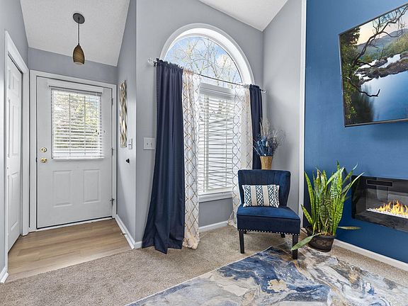 4th image of 3816 Foss Rd Unit 7