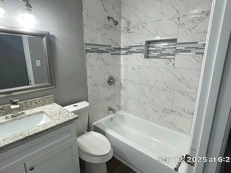 502 E Park Ave — Photo 15