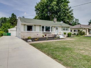 346 Lakeshore Dr, Battle Creek, MI 49015